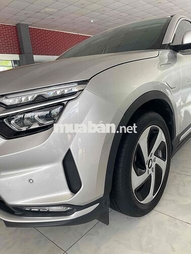 Xe điện Vinfast VF8 Eco 2023 Xám