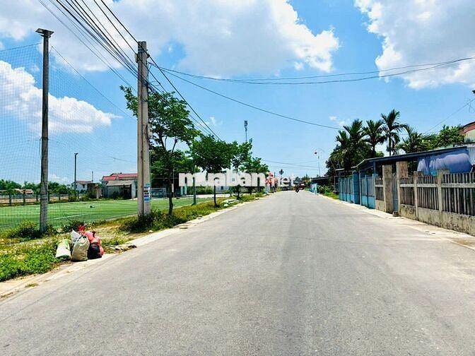 Lô góc 2 mặt tiền - ĐƯỜNG NHỰA 10.5M - Giá chỉ 3.5 triệu/m2