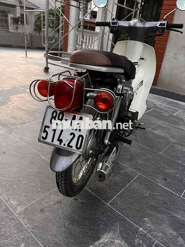 Honda Cub màu Trắng, Xám