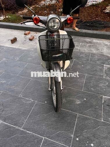 Honda Cub màu Trắng, Xám