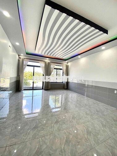Nhà trệt 3 lầu trục chính KDC Văn Hoá Tây Đô