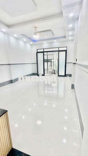 🏠 Nhà cho thuê khu C phạm Hùng  📡Vị trí: Hẻm xe 🚘🚘hơi ,Phạm Hùng | Giá