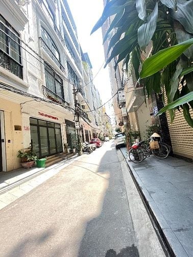 Cc Bán Nhà  nhà Plo vạn Bảo - Vạn Phúc 48mx7T Thang Máy oto 22,5 tỷ