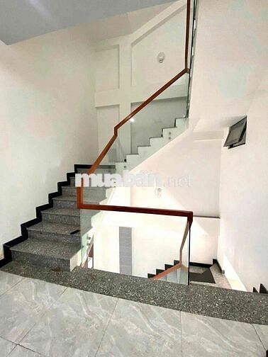 Nhà trệt 3 lầu trục chính KDC Văn Hoá Tây Đô