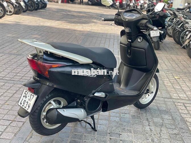 Honda Lead 2010 zin êm trả 5tr5 nhận xe