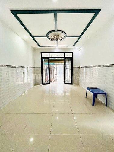 Cho thuê nhà nguyên căn đường thông gần chợ Cây Xoài Q2