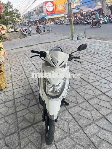 Suzuki Hayate màu Trắng