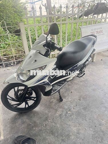 Suzuki Hayate màu Trắng