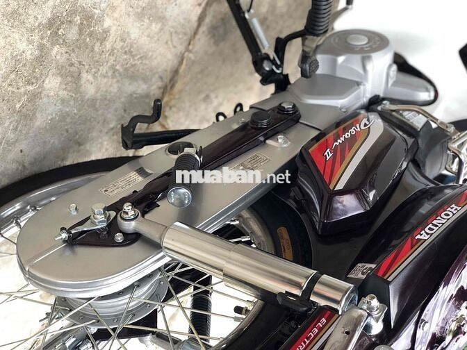 Honda Dream Thái 7số ( tem lửa ) bs66 4 con