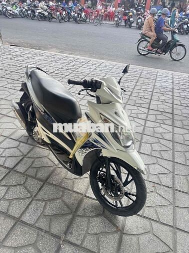 Suzuki Hayate màu Trắng