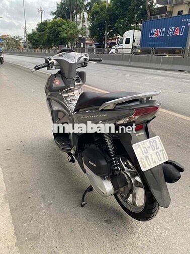 Honda Airblade chính chủ đời cao zin cả xe đẹp mê