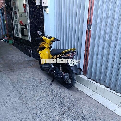 Yamaha Luvias màu Vàng đen