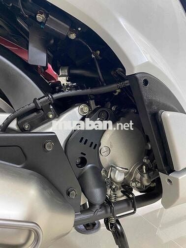 SH Ý Trắng 150 đầu 109  vỏ còn rin theo xe