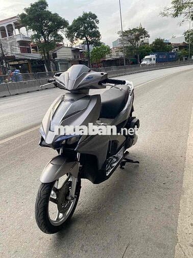 Honda Airblade chính chủ đời cao zin cả xe đẹp mê