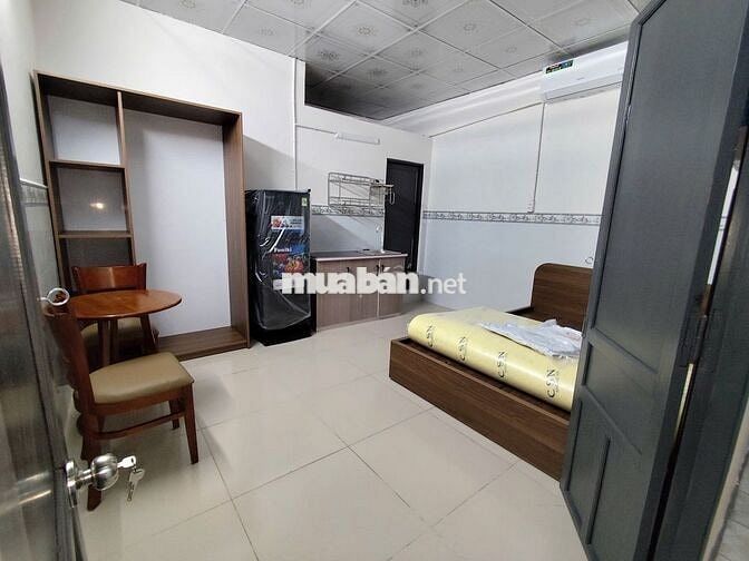 Phòng Mới  Full Nội Thất Chợ Việt Lập 3 phút ra Phạm Văn Đồng
