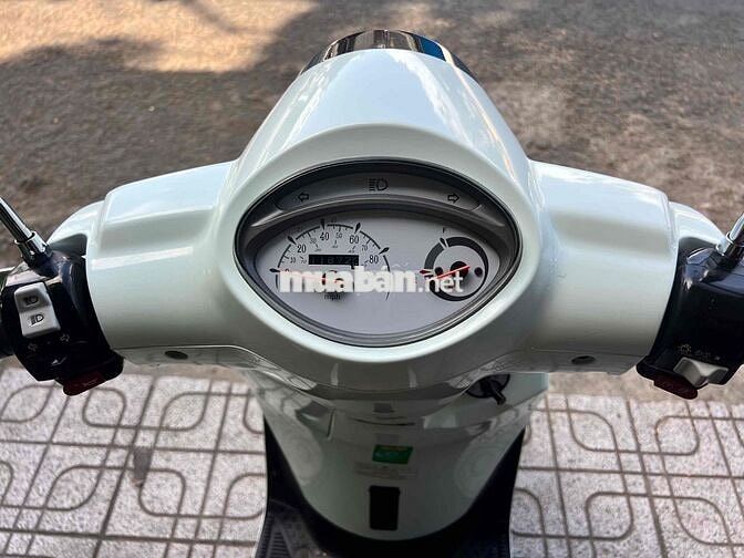 SYM Attila 50cc 2023 Trắng 11800km