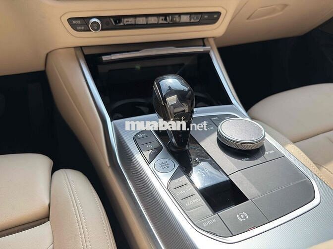 BMW 320i 2020 Trắng 21.000 km