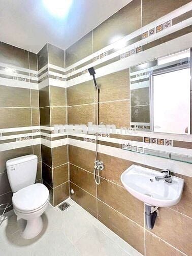Nhà 1 trệt 3 lầu sân thượng hẻm 256 liên khu 4/5 BHH B bình tân