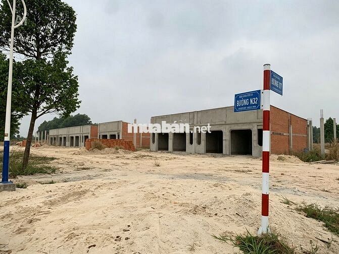 đất nền tại khu dân cư 5D tặng kèm shophouse mới xây dựng