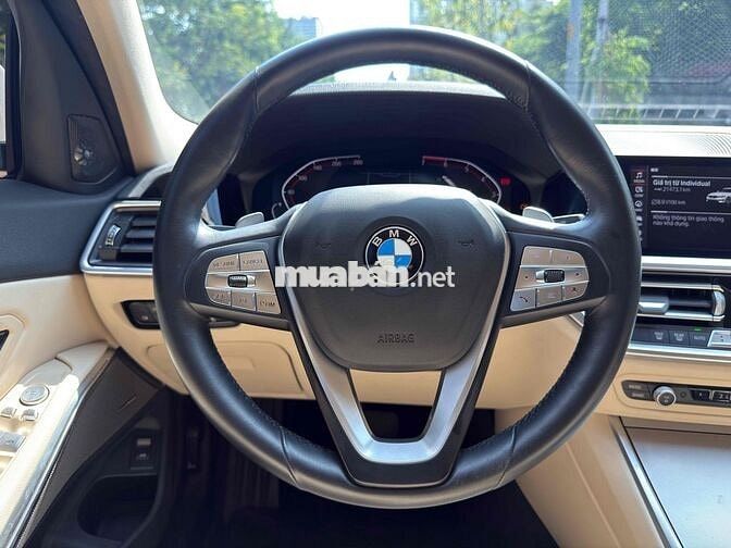 BMW 320i 2020 Trắng 21.000 km