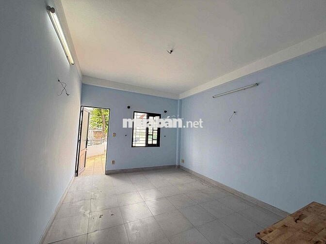 BÁN NHÀ GÓC 2 MT LÊ VĂN THỌ GÒ VẤP GẦN CV LÀNG