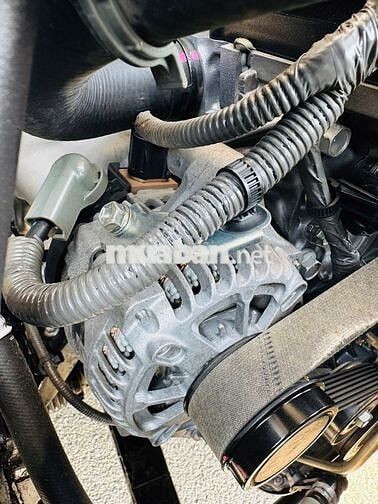 Toyota Innova 2018 2.0E MT Bạc