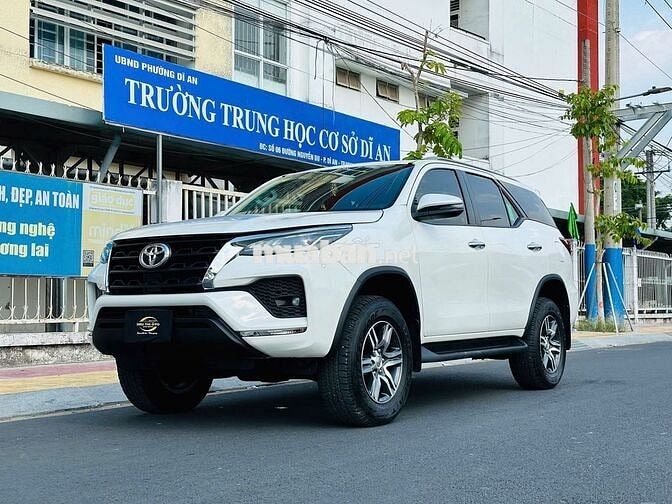 Fortuner 2020 Dầu 2.4 4x2 AT 110.000 km Trắng