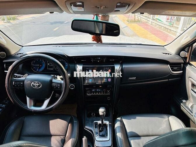 Fortuner 2020 Dầu 2.4 4x2 AT 110.000 km Trắng