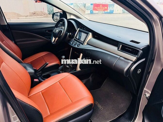 Toyota Innova 2021 2.0E MT Nâu