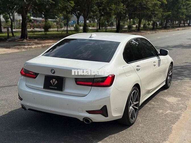 BMW 320i 2020 Trắng 21.000 km