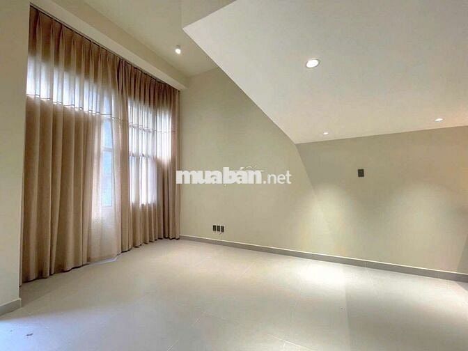 BÁN CĂN HỘ PHÚ MỸ HƯNG – HƯNG VƯỢNG R1 – 72m² - DECOR MỚI 100%