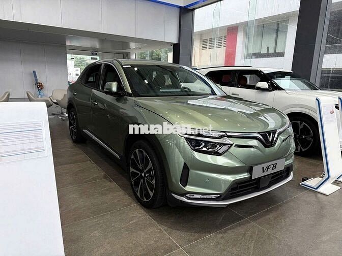 VF8 HỖ TRỢ VAY ĐẾN 100% - XE SẴN GIAO NGAY