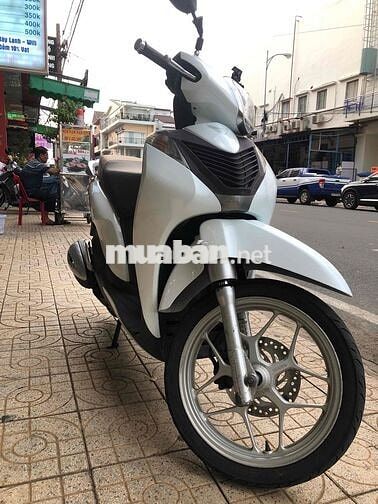 Honda SH Mode màu Trắng