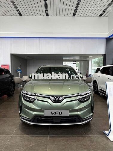 VF8 HỖ TRỢ VAY ĐẾN 100% - XE SẴN GIAO NGAY