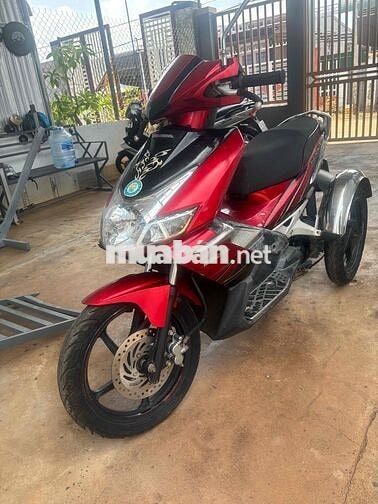 Xe máy ba bánh Honda Air Blade Đỏ