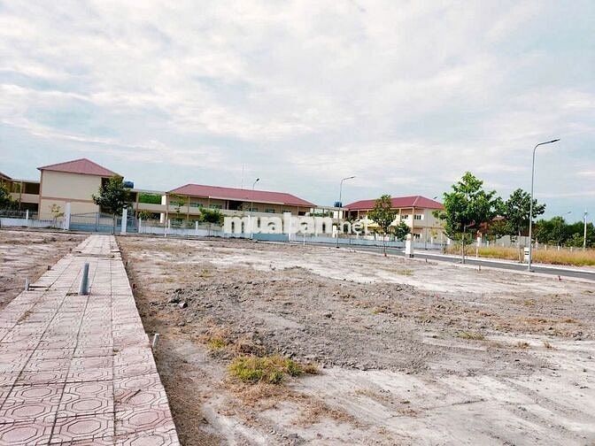 BÁN LÔ ĐẤT NGAY KHU ĐÔ THỊ TRƯỜNG HỌC QUỐC TẾ TPHCM