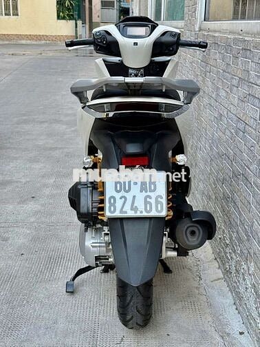Honda SH125 ABS 2025 Trắng đen 6k km