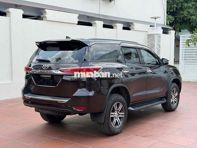 Toyota Fortuner 2017 Nâu