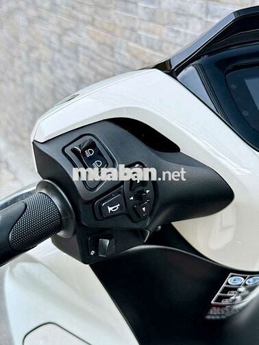 Honda SH125 ABS 2025 Trắng đen 6k km