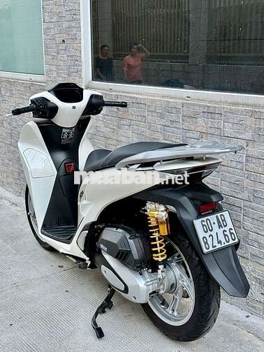 Honda SH125 ABS 2025 Trắng đen 6k km