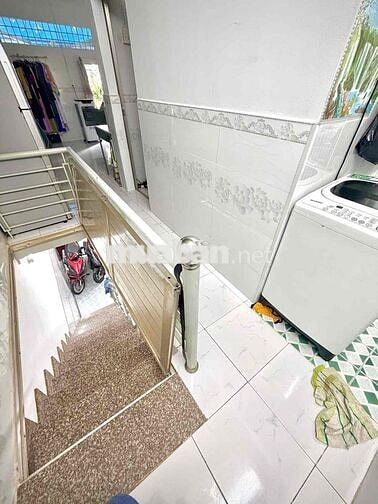Nhà 4x10m 1Lầu Đúc (2PN 2WC) Hẻm 4,5m. Phú Thọ Hoà. Tân Phú