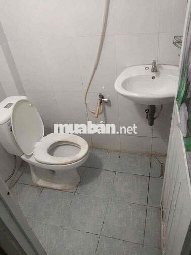 phòng trọ lớn - nhà nguyen căn nhỏ 1 trệt 1 lầu