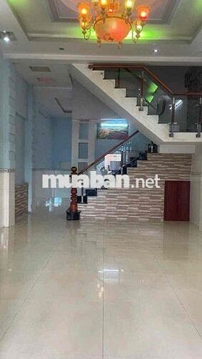 NHÀ GẦN CAY XĂNG 61. 1/ phan van hớn. 4pn 4wc . đường 7m