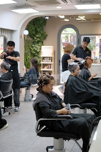 Tuyển nhân sự làm việc tại quận 7
