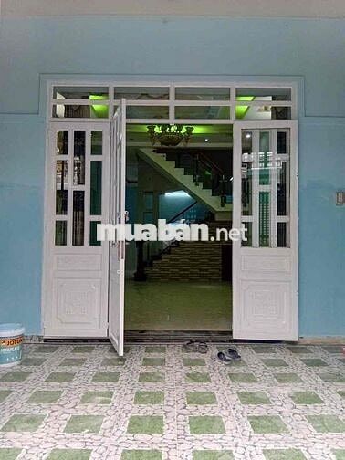 NHÀ GẦN CAY XĂNG 61. 1/ phan van hớn. 4pn 4wc . đường 7m
