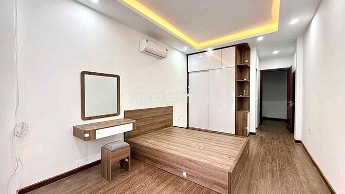 Ô TÔ đỗ phố Bạch Mai nhà đẹp 41m2 x4T có ô chờ thang máy dân xây giá 7