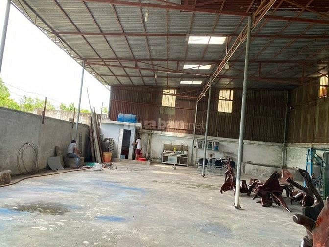 HẠ GIÁ 2 TỶ BÁN GẤP NHÀ XƯỞNG PHẠM VĂN CỘI MT ĐƯỜNG NHỰA