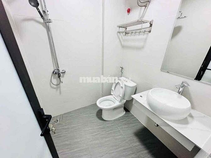Nhà Mới Tây Hồ 40m2 - 6 Tầng Thang Máy - Ô Tô - Ngõ Thông - Giá 10 Tỷ