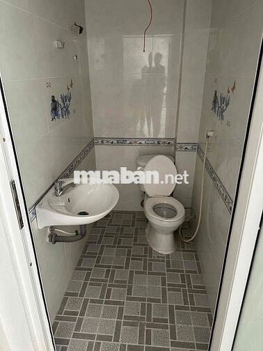 BÁN NHÀ TRỆT LẦU, GẦN. CHỢ THỚI TỨ 64M2 DTSD