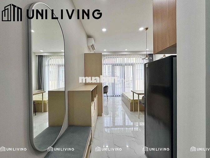 Siêu Phẩm Ban Công Mới Xây Ngay Cầu Bông Giáp Quận 1